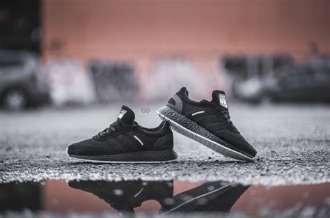 adidas iniki kopen|Adidas iniki neighborhood.